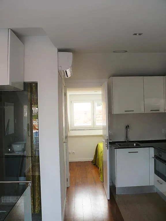 16 Top - Lisbon Skyline Terrace Apartment
